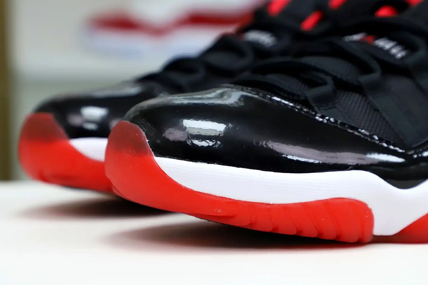 Kimikick BRED RETRO AIR JORDAN 11 LOW 0730
